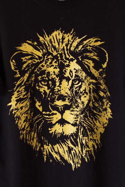 the "mane energy II" graphic tee on black