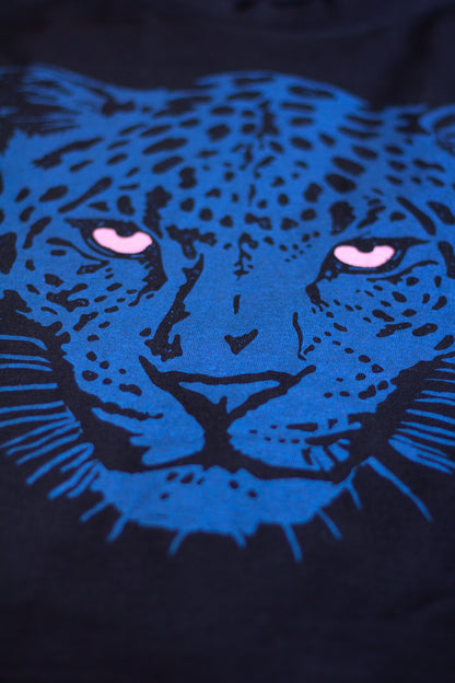 the "snow leopard III" graphic tee on black