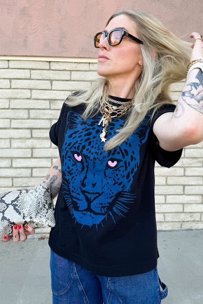 the "snow leopard III" graphic tee on black