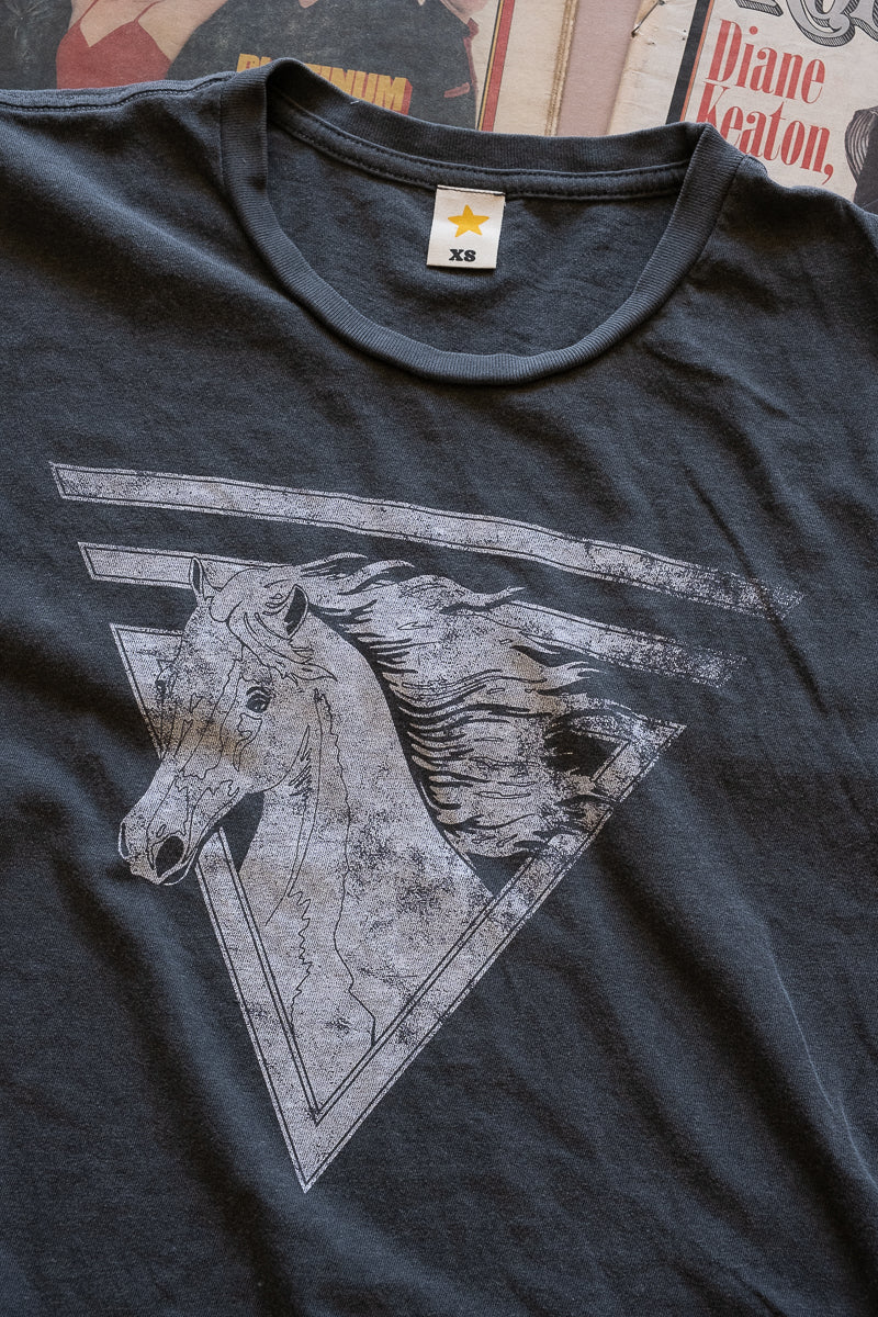 Vintage wash boxy tee with horse - detail view.