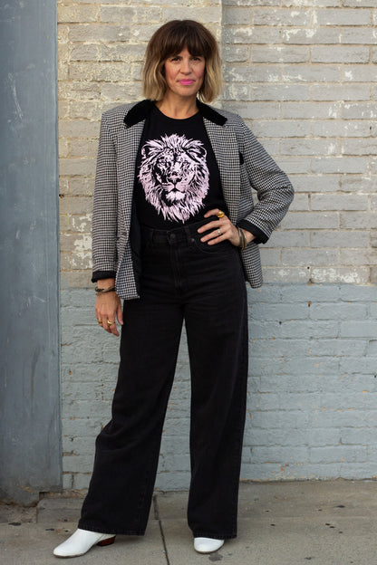 the "mane energy III" graphic tee on black