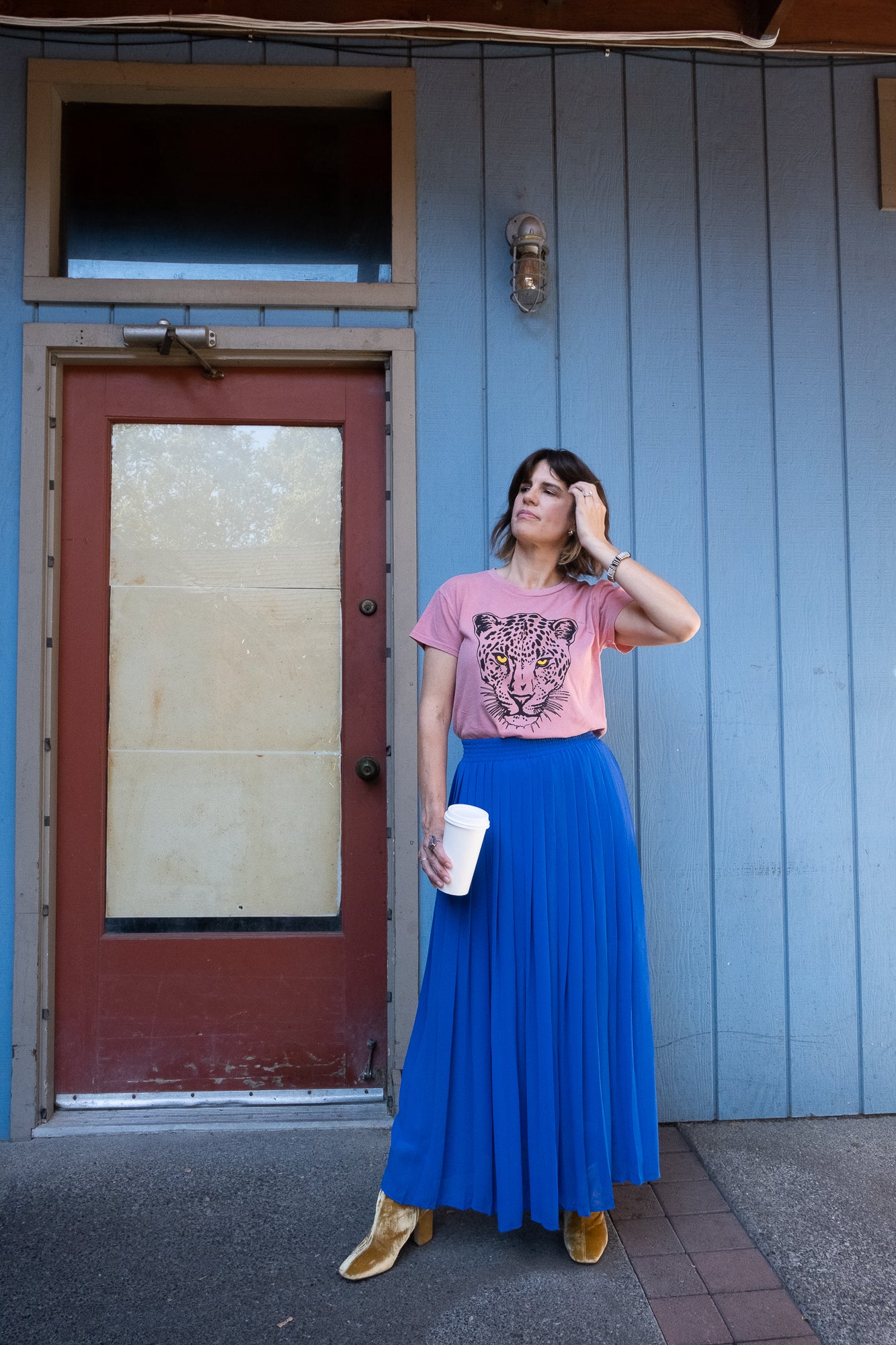 the "snow leopard" boxy tee on vintage pink